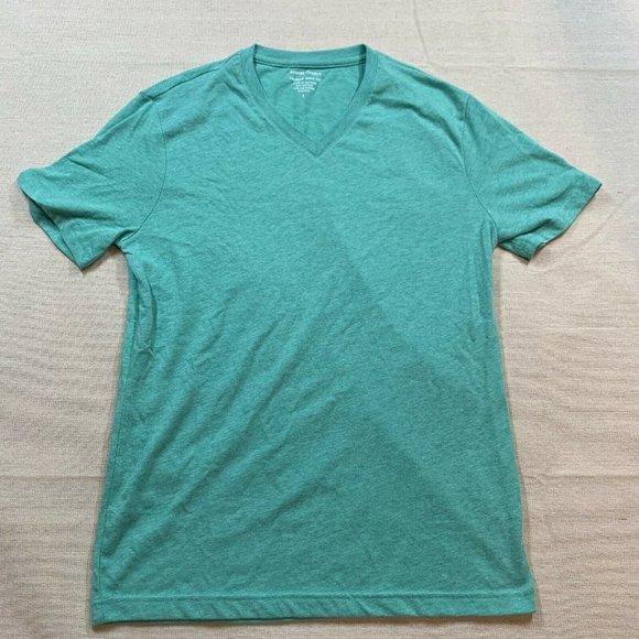 Banana Republic Men's Premium Wash Tee - Blue V-Neck T Shirt - Size Small - EUC